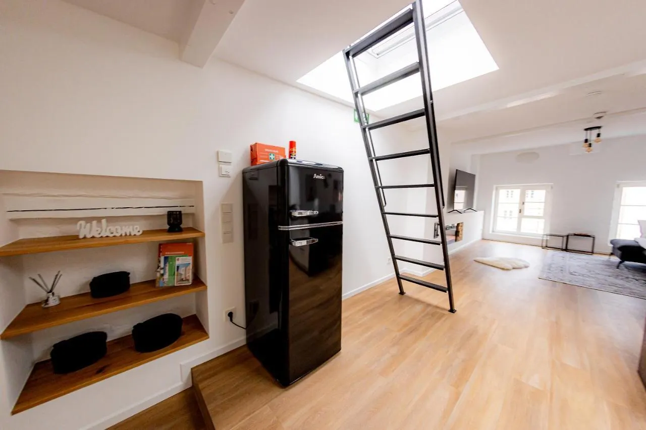 Highlight Am Stadtplatz Muehldorf - C4S Come4Stay - 2 Zimmer Wohnung I Bis Zu 5 Gaeste Německo