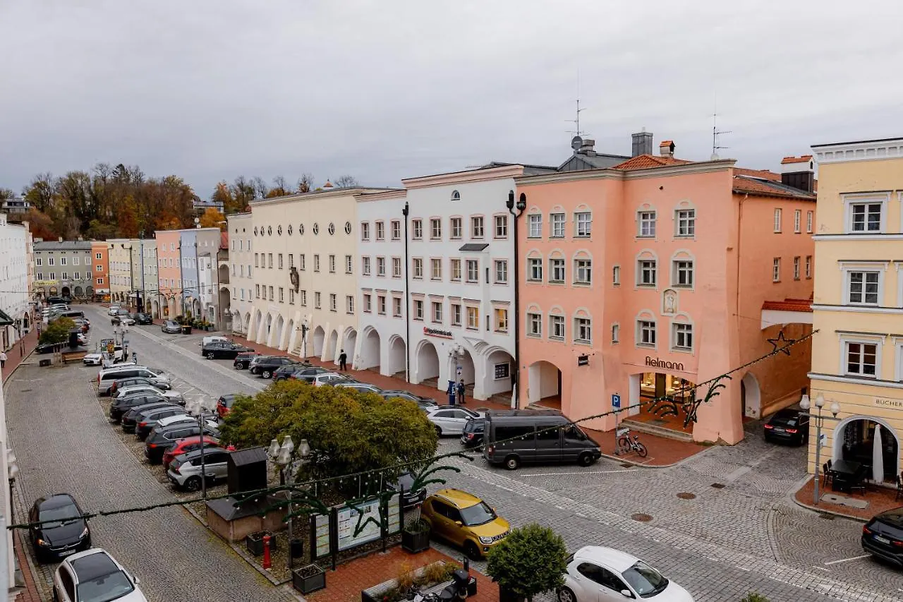 Highlight Am Stadtplatz Muehldorf - C4S Come4Stay - 2 Zimmer Wohnung I Bis Zu 5 Gaeste 0*, Mühldorf