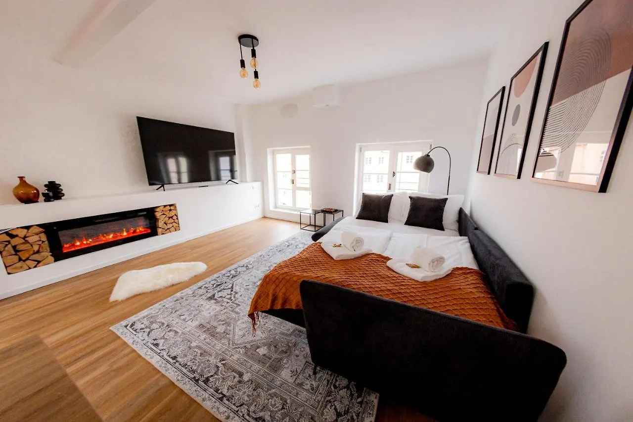 Highlight Am Stadtplatz Muehldorf - C4S Come4Stay - 2 Zimmer Wohnung I Bis Zu 5 Gaeste 0*, Mühldorf