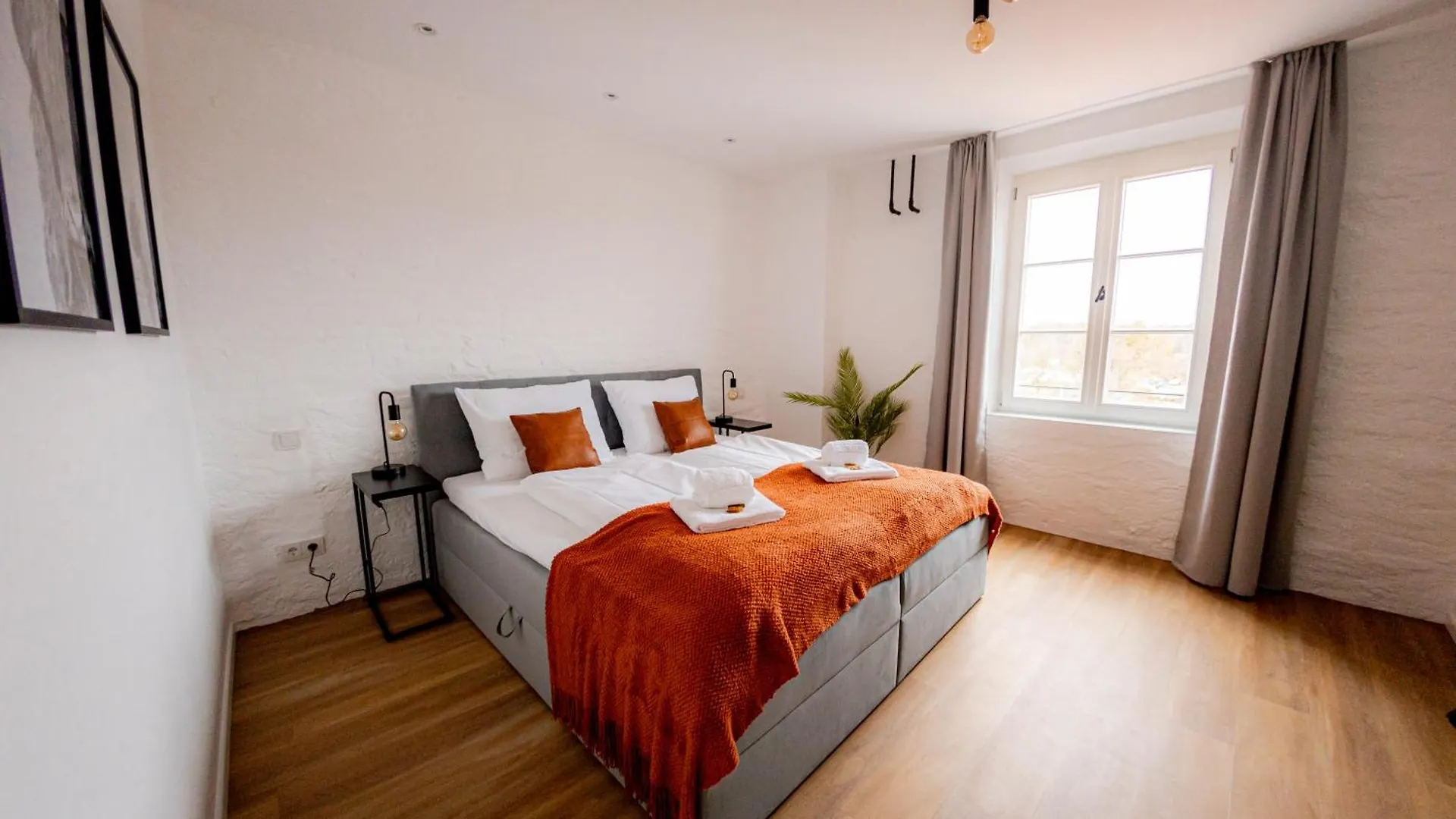 Highlight Am Stadtplatz Muehldorf - C4S Come4Stay - 2 Zimmer Wohnung I Bis Zu 5 Gaeste Apartmán Mühldorf